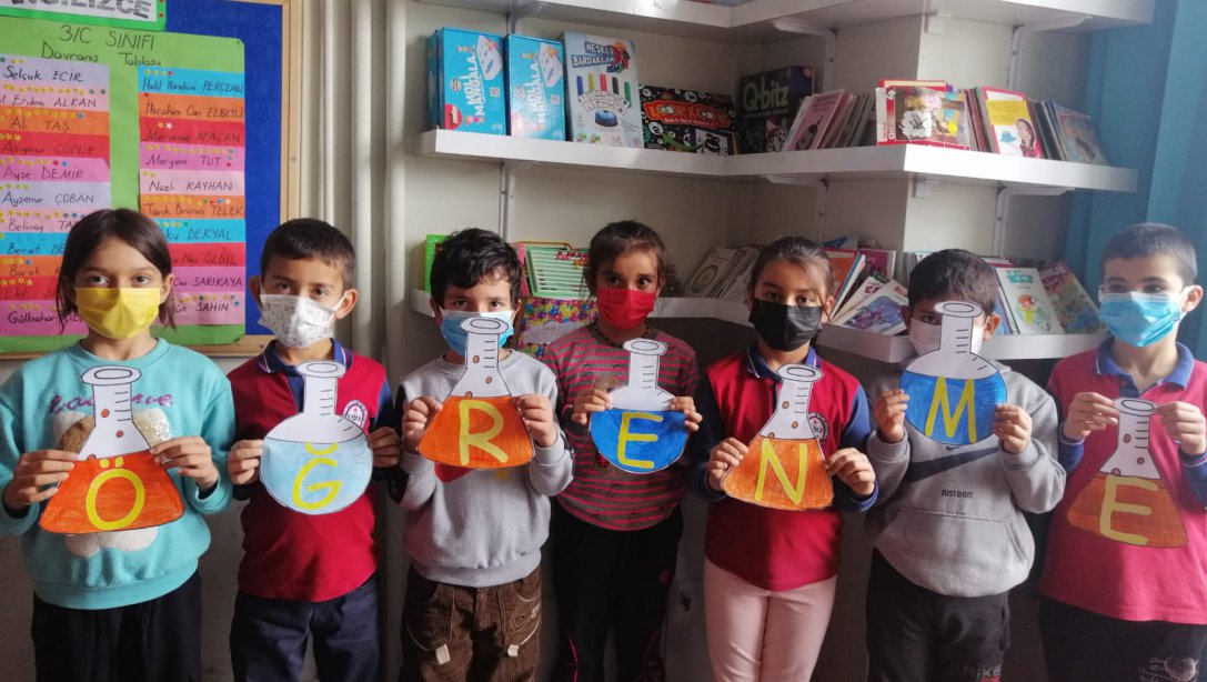 Şehit Ahmet Ersoy İlkokulu etwinning Projelerinde Eğlenerek Öğreniyor